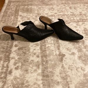 Diego di Lucca Cannes Mules